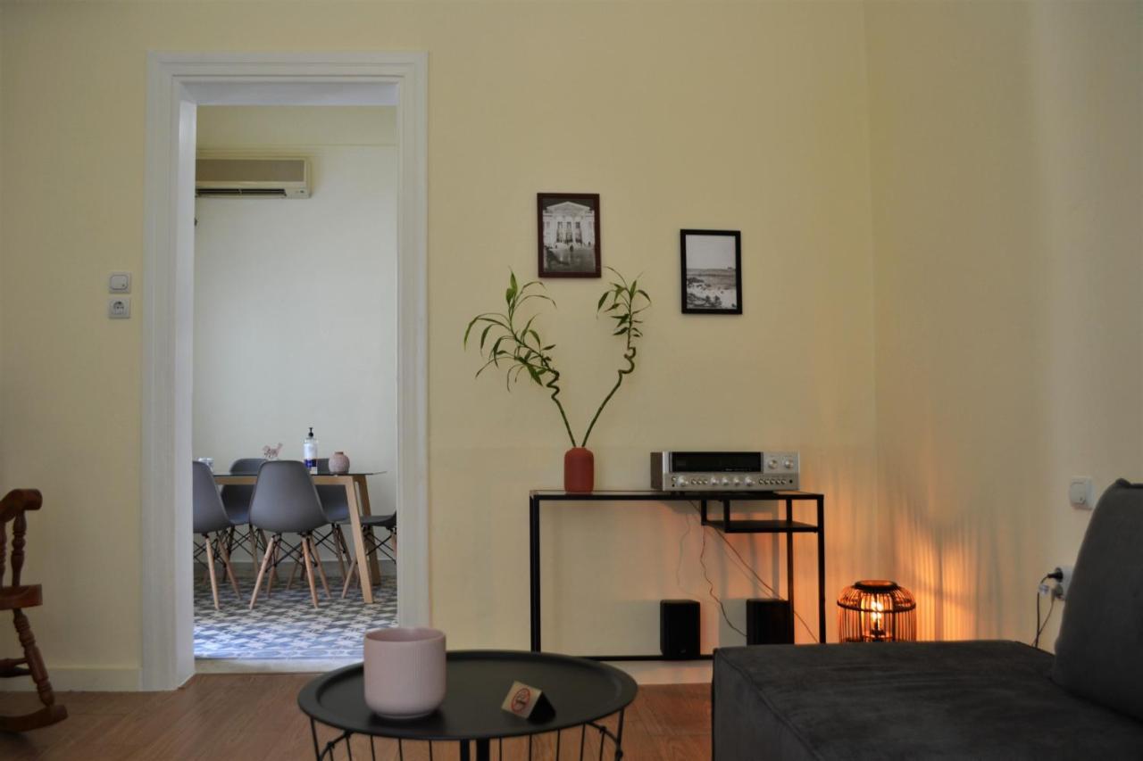 Deus Apartment_ Athens Center Atenas Exterior foto